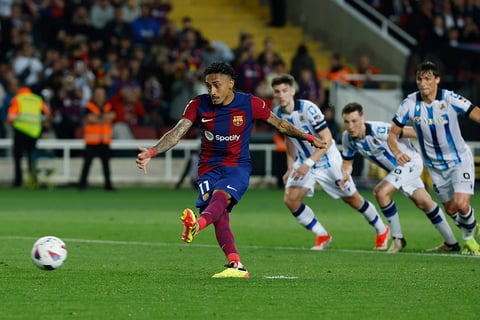 Raphinha scores second goal from a penalty kick